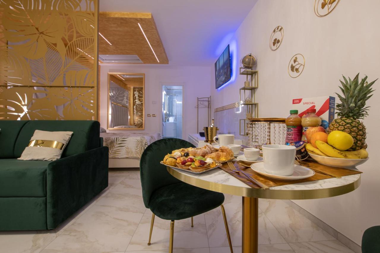Fashion Apartment Gold Bologna With Jacuzzi & Car Garage Exterior foto