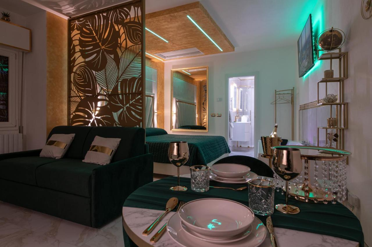 Fashion Apartment Gold Bologna With Jacuzzi & Car Garage Exterior foto